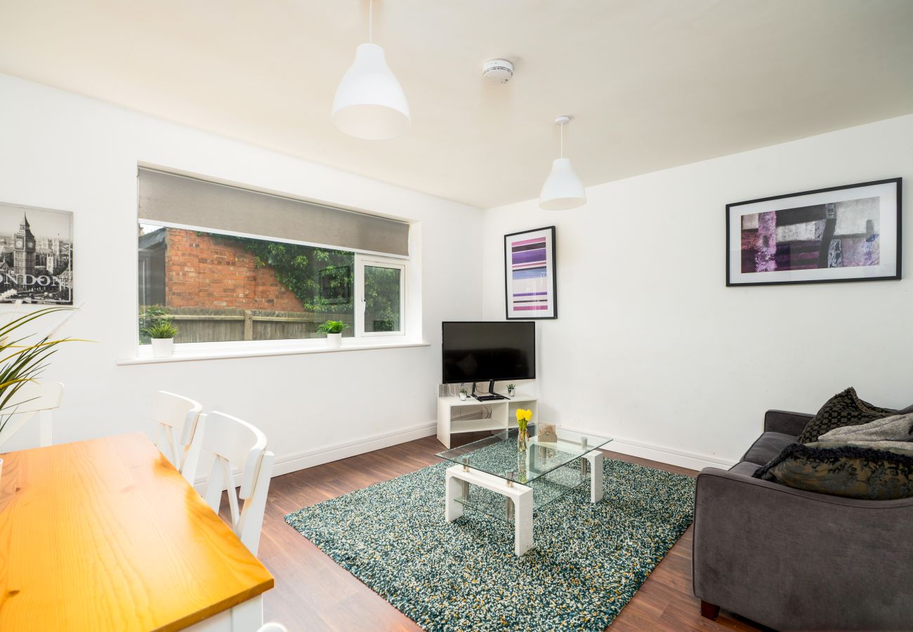 Apartment in Hinckley - Station Road 1